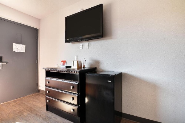 OYO Hotel Shreveport Airport North image 28